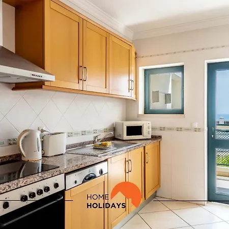 #166 Frat By Holidays * Albufeira