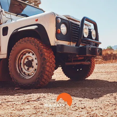#166 Frat By Holidays Апартаменты